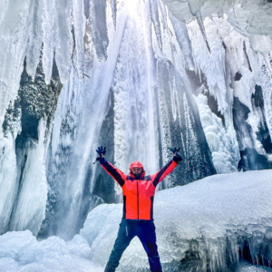 Mirek Bednařík a bunda Faramugo Expedition na Islandu